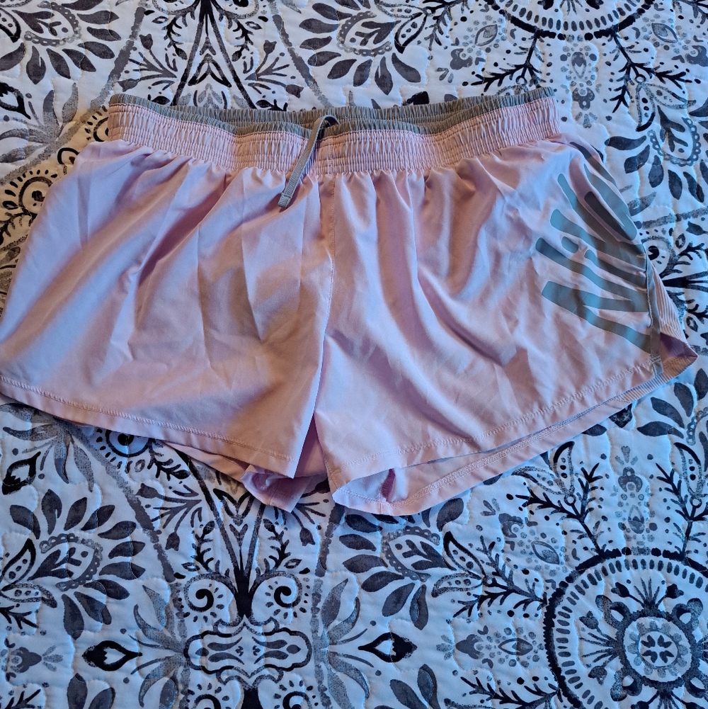 Nike Dri-Fit Tempo Shorts Size Large